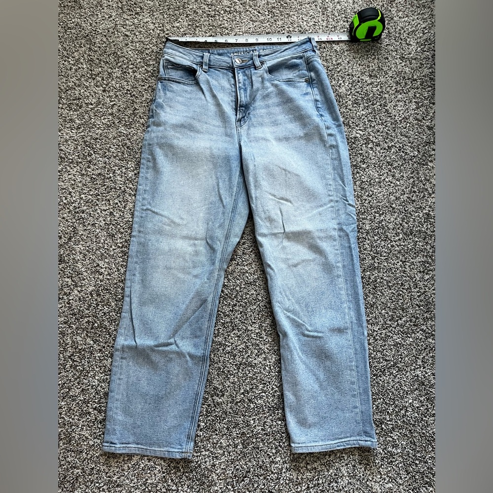American Eagle Mom straight Jean